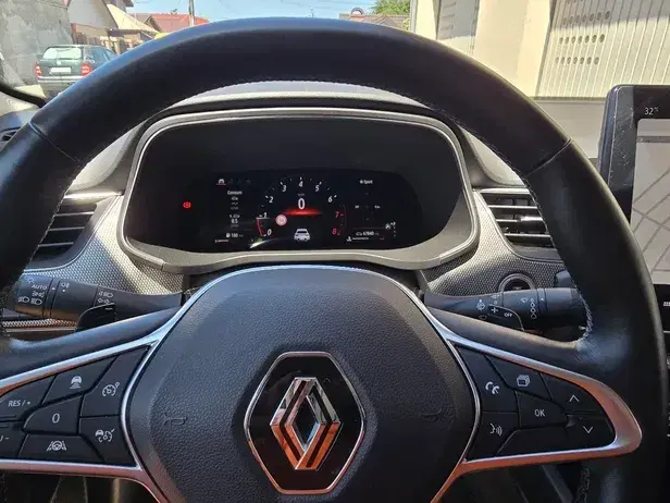 Renault Arkana MHEV 160 EDC Techno