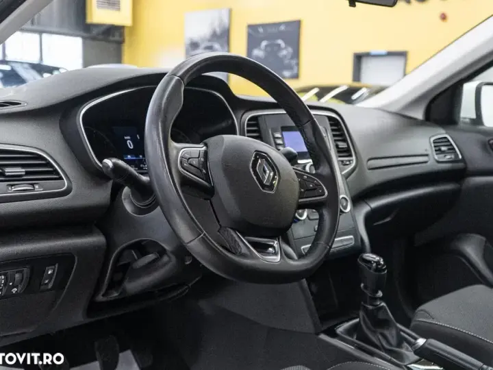 Renault Mégane TCe 140 GPF ZEN