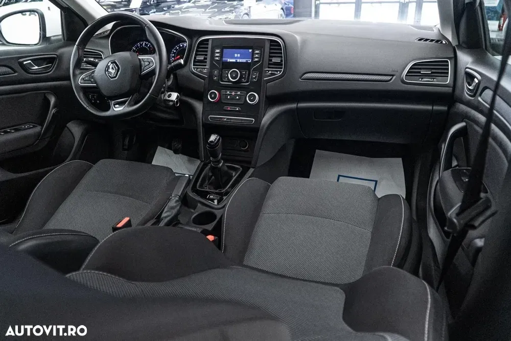 Renault Mégane TCe 140 GPF ZEN — imagine 2