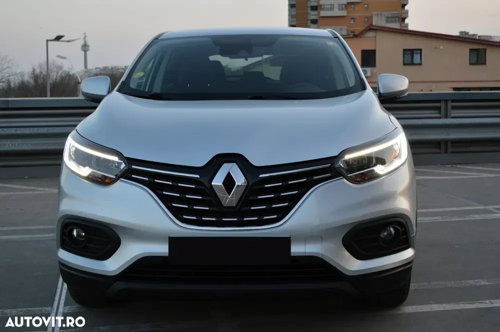 Renault Kadjar TCe 140 EDC GPF BUSINESS EDITION — imagine 2