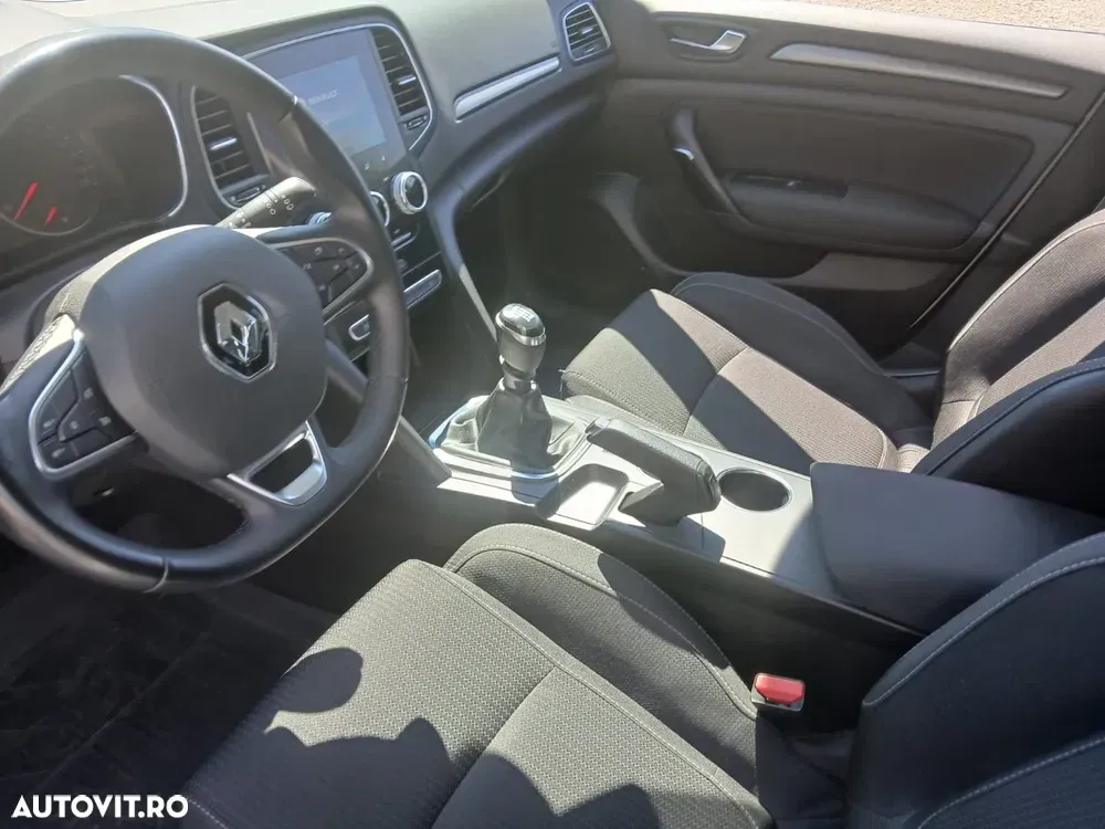 Renault Mégane IV TCe GPF Zen — imagine 5