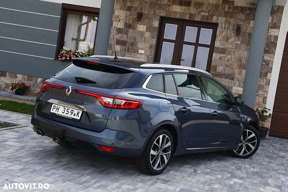 Renault Mégane IV ENERGY dCi 110 Start & Stop Bose Edition — imagine 6