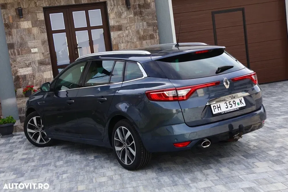Renault Mégane IV ENERGY dCi 110 Start & Stop Bose Edition — imagine 5