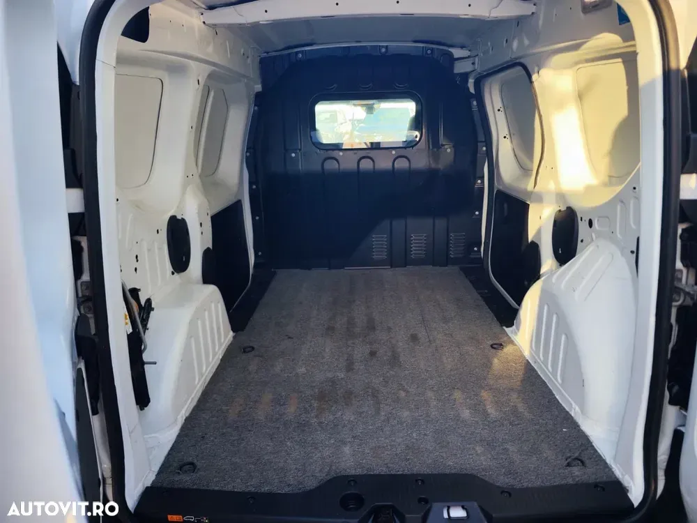 Renault Express — imagine 6