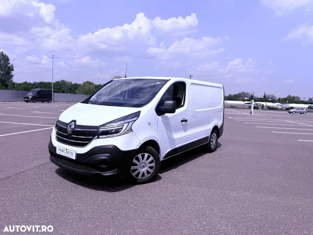 Renault Trafic ENERGY Start & Stop Combi L1H1 Expression — imagine 2