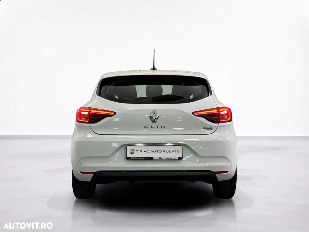 Renault Clio — imagine 5