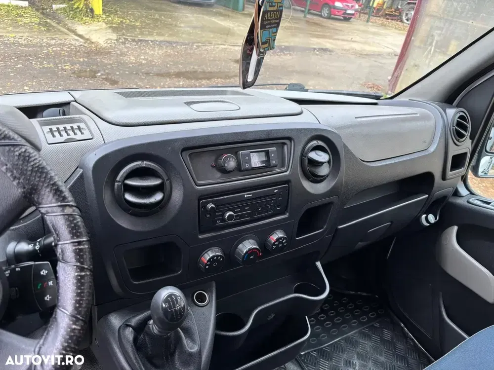 Renault Master 2.3 Combi 3,5t L2H2 8+1 locuri 4,7 m3 Confort — imagine 4