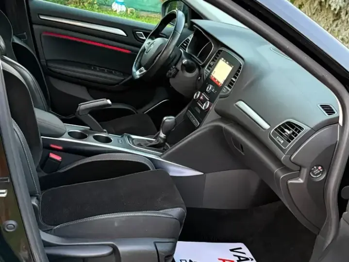 Renault Mégane IV ENERGY dCi 110 EDC INTENS