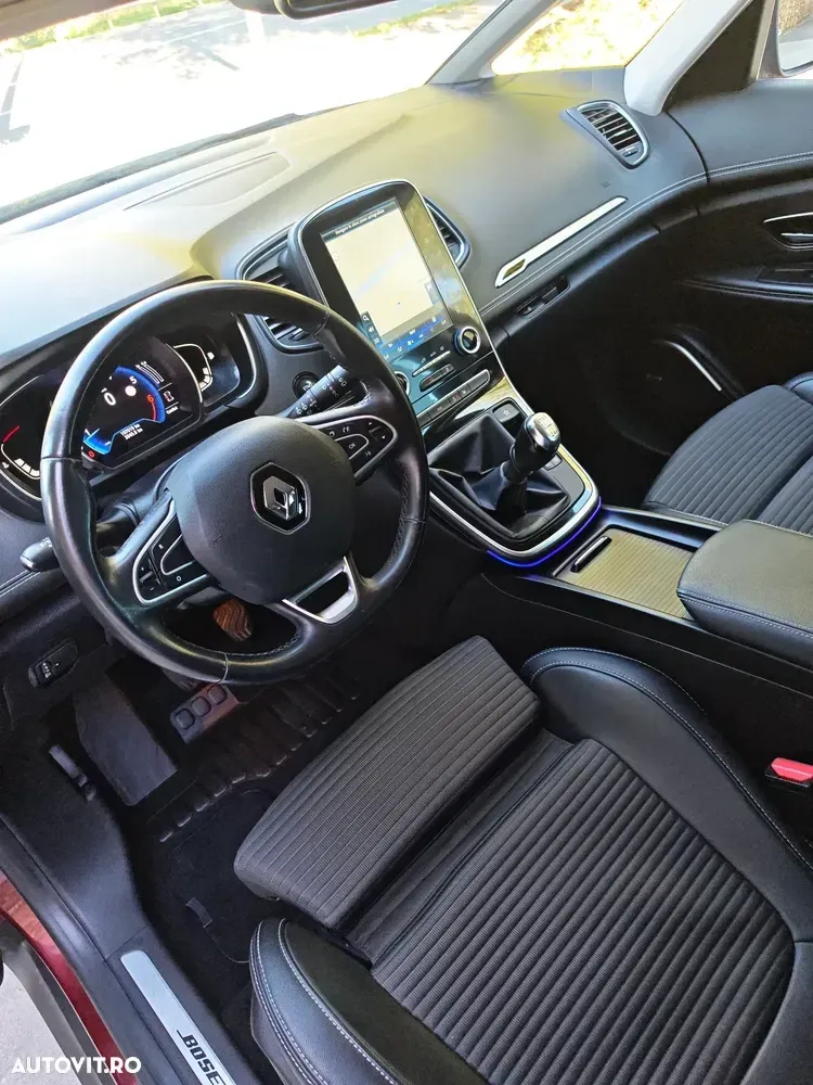 Renault Grand Scenic TCe 140 GPF BOSE EDITION — imagine 6
