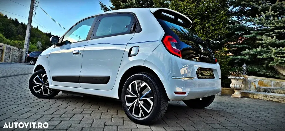 Renault Twingo Electric URBAN NIGHT — imagine 5