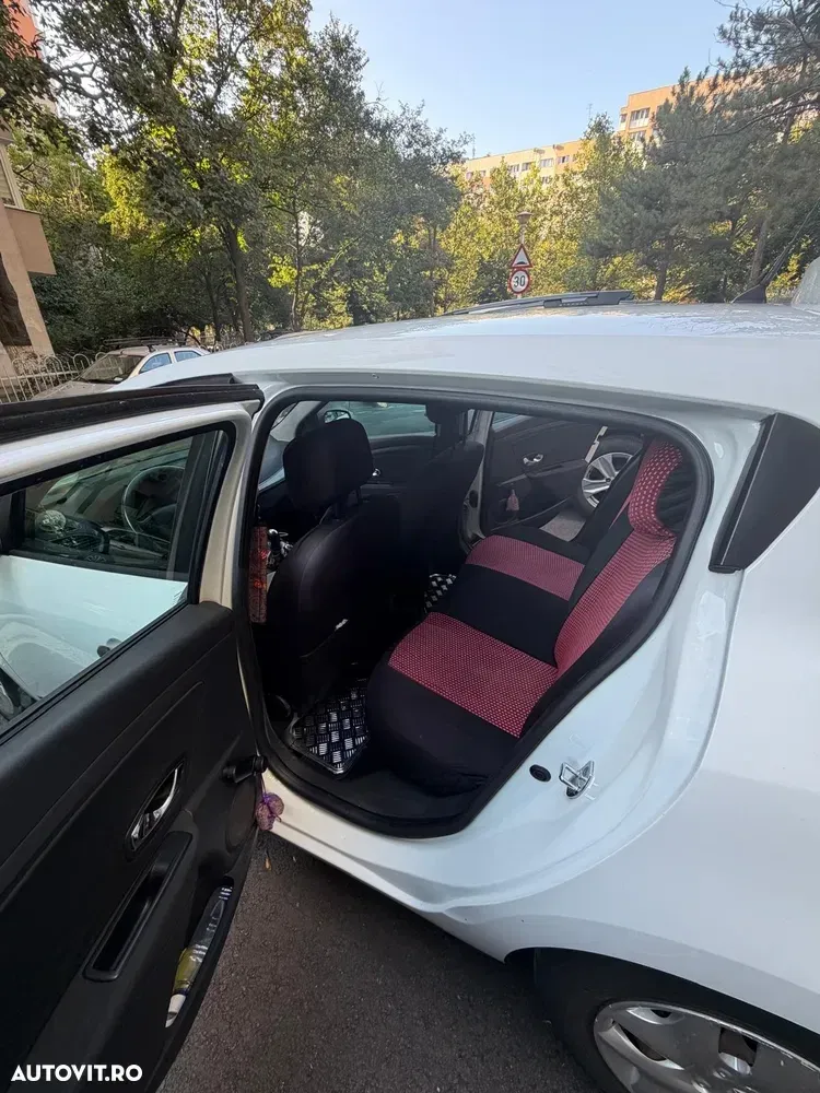 Renault Mégane III 1.5 dCi Dynamique — imagine 5