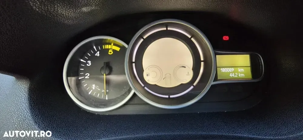 Renault Mégane III 1.5 dCi Dynamique — imagine 3