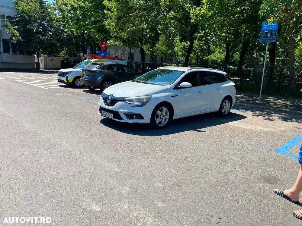 Renault Mégane IV ENERGY dCi Business — imagine 2