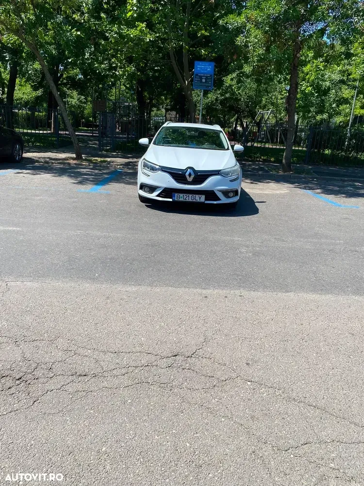 Renault Mégane IV ENERGY dCi Business — imagine 3