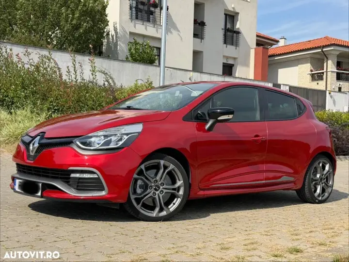 Renault Clio IV [2012 - TCe 200 EDC Sport R.S.