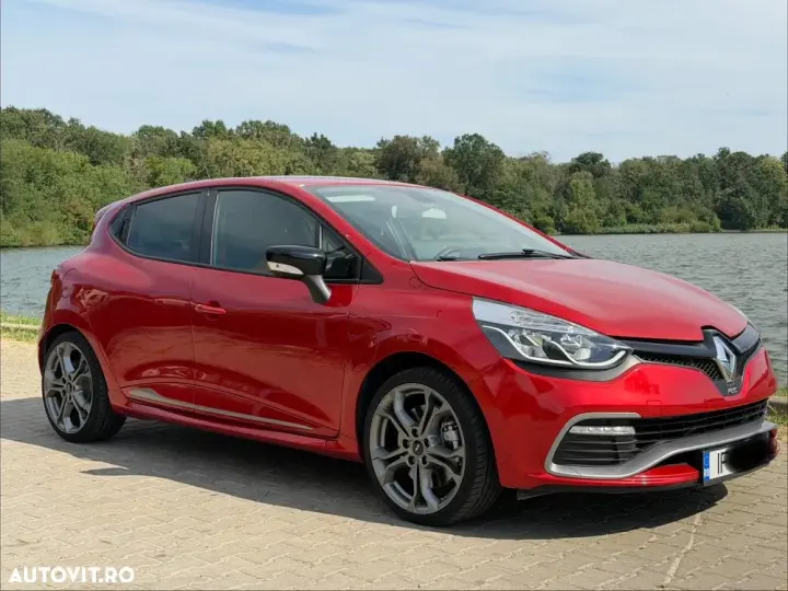 Renault Clio IV [2012 - TCe 200 EDC Sport R.S.