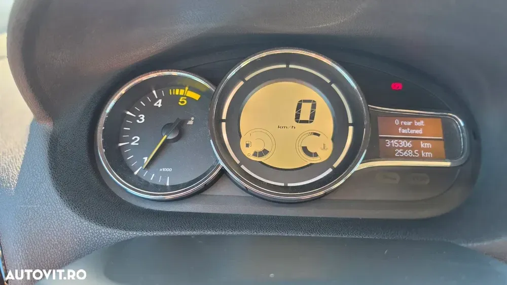 Renault Mégane III ENERGY dCi 110 Start & Stop Bose Edition — imagine 3