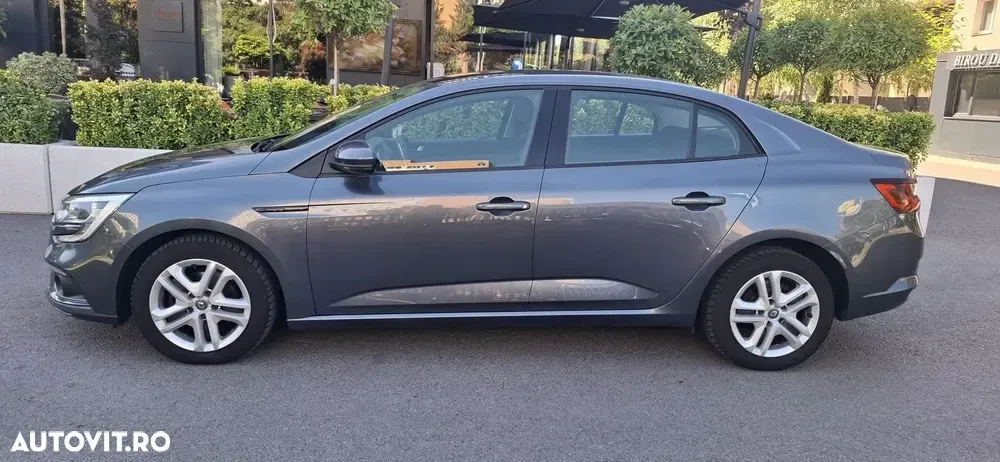 Renault Mégane TCE GPF Life — imagine 5