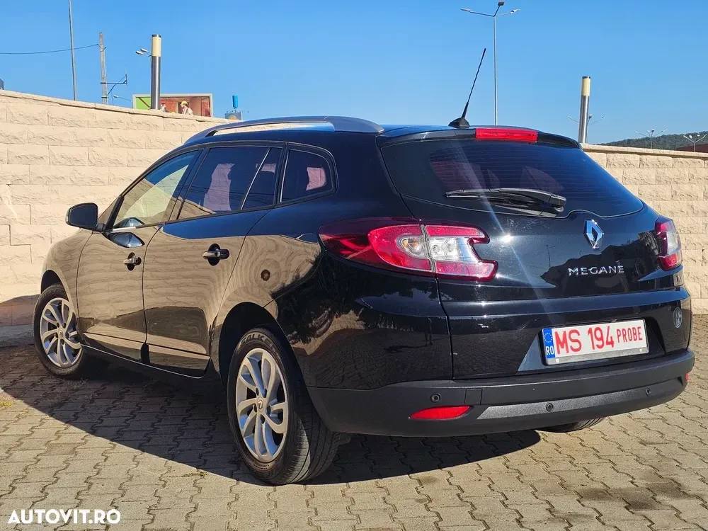 Renault Mégane III ENERGY TCe 130 BOSE EDITION — imagine 4