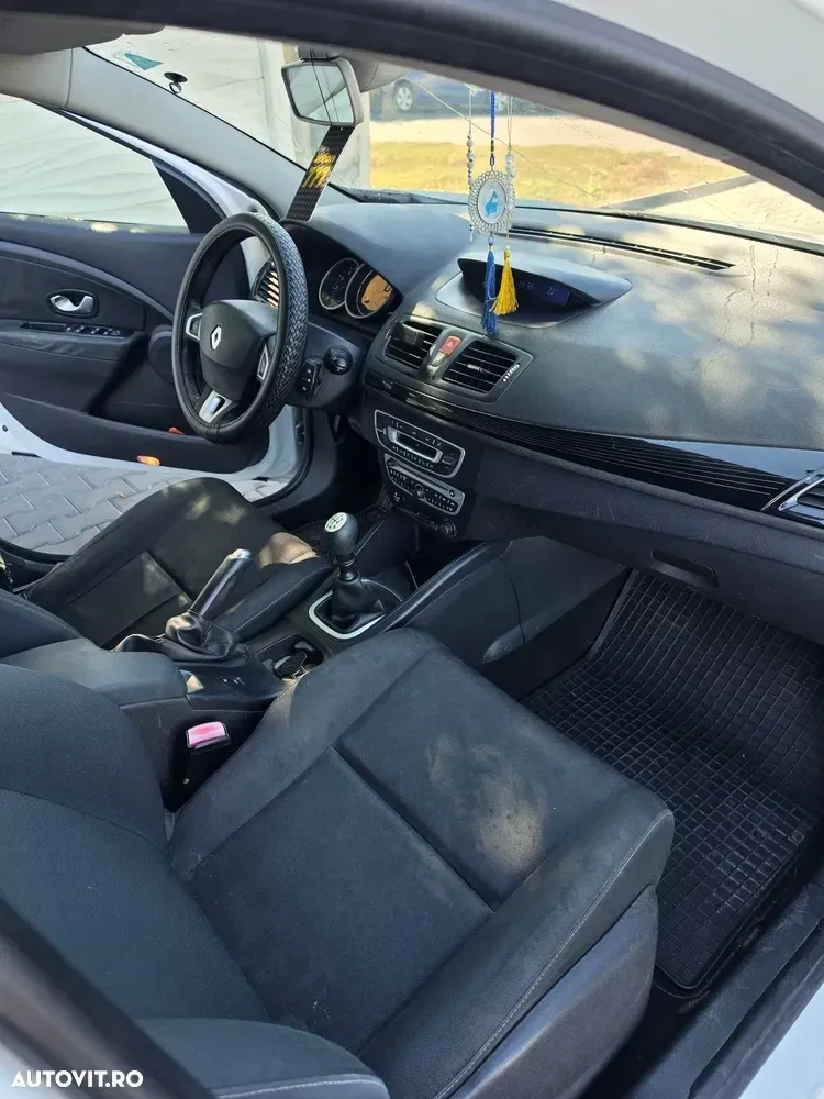 Renault Mégane III 1.5 dCi Dynamique — imagine 6