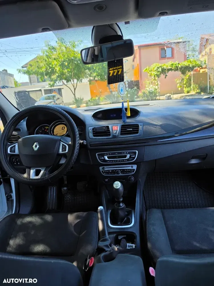 Renault Mégane III 1.5 dCi Dynamique — imagine 5