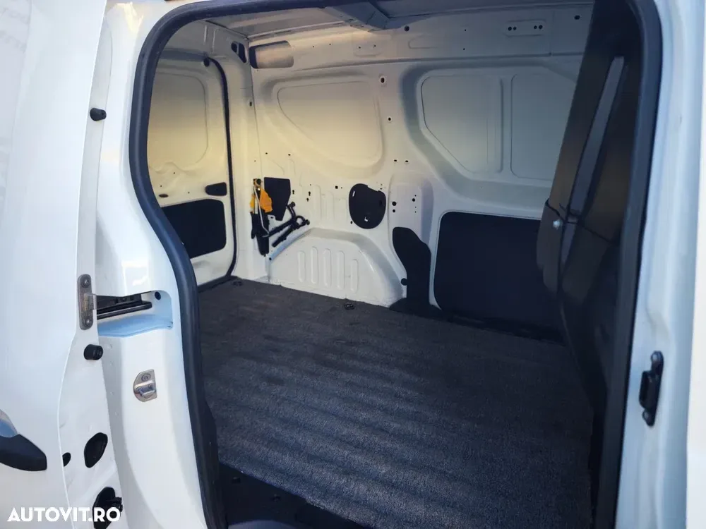 Renault Express — imagine 6