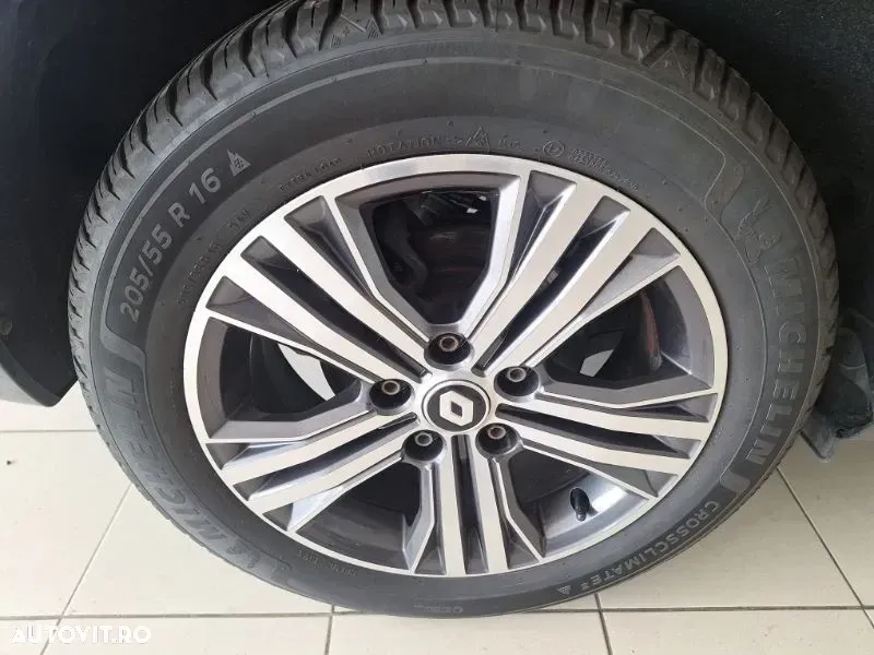 Renault Mégane IV TCe 140 EDC GPF Equilibre — imagine 5