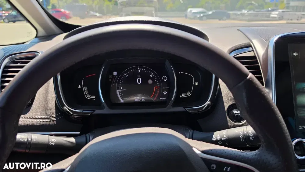 Renault Espace BLUE dCi 200 EDC INITIALE PARIS — imagine 5