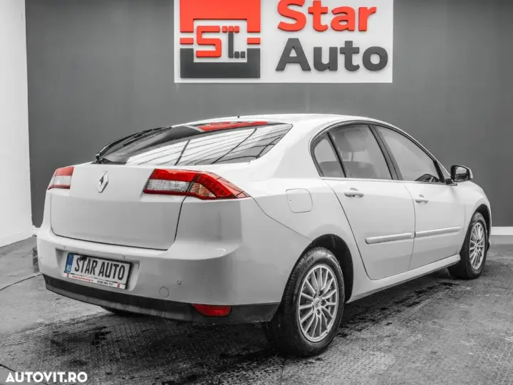 Renault Laguna III Navi 2.0dCi Dynamique