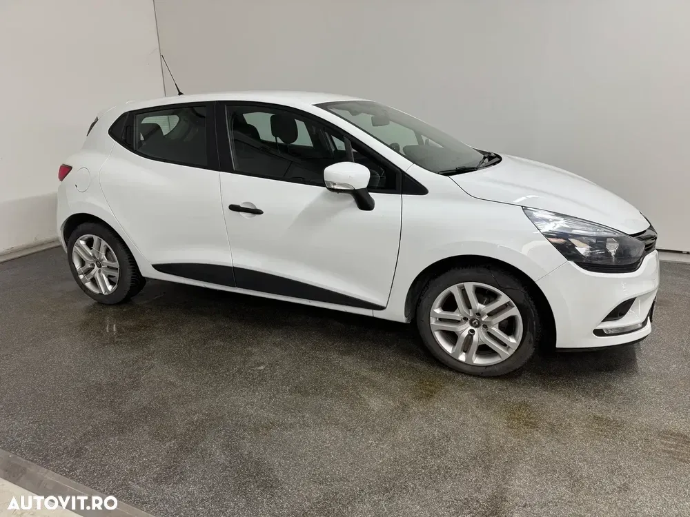 Renault Clio TCe Zen — imagine 6