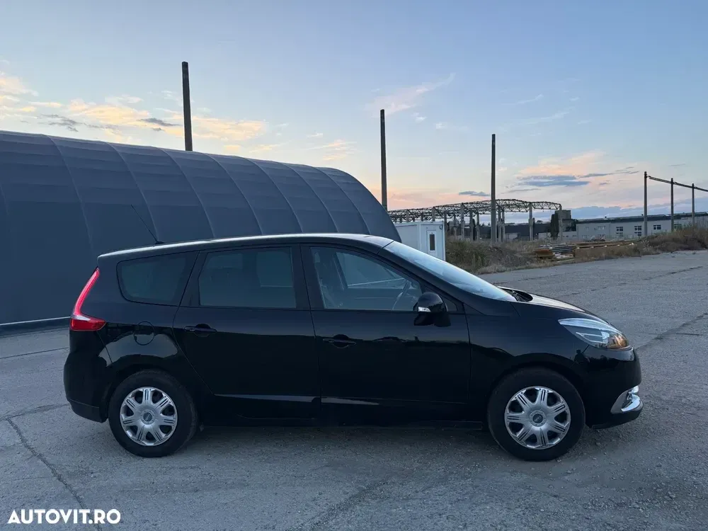 Renault Grand Scenic 1.5dCi Expression — imagine 4