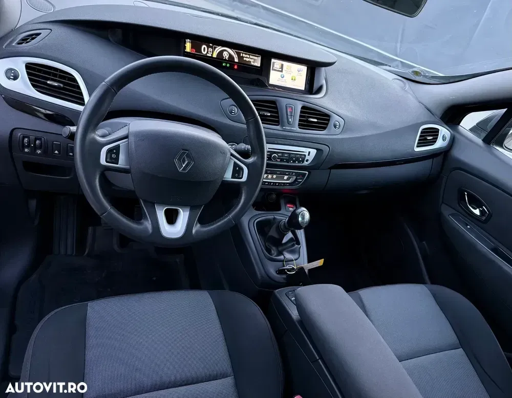 Renault Grand Scenic 1.5dCi Expression — imagine 6