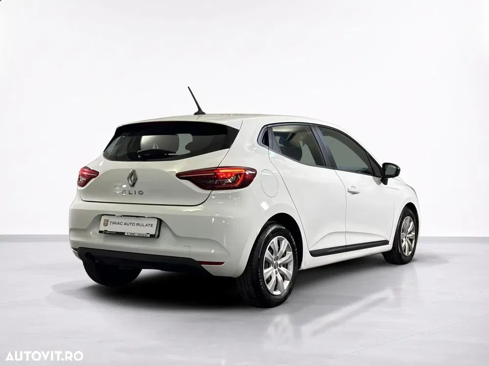 Renault Clio — imagine 5