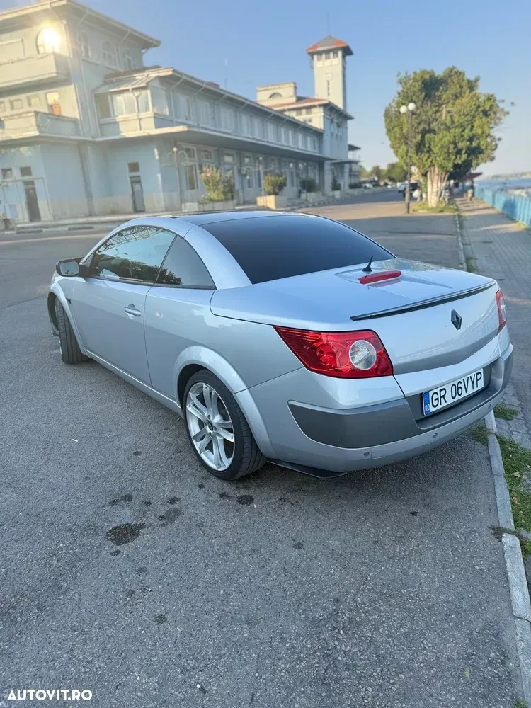 Renault Mégane II 2.0 Aut. Dynamique — imagine 3