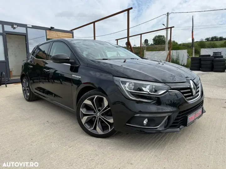 Renault Mégane IV ENERGY TCe 130 EDC INTENS
