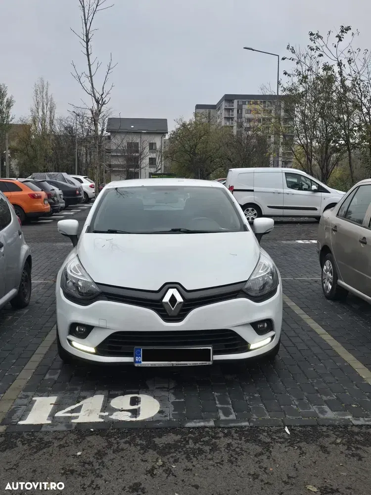 Renault Clio IV [2012 - 1.2 Life — imagine 4
