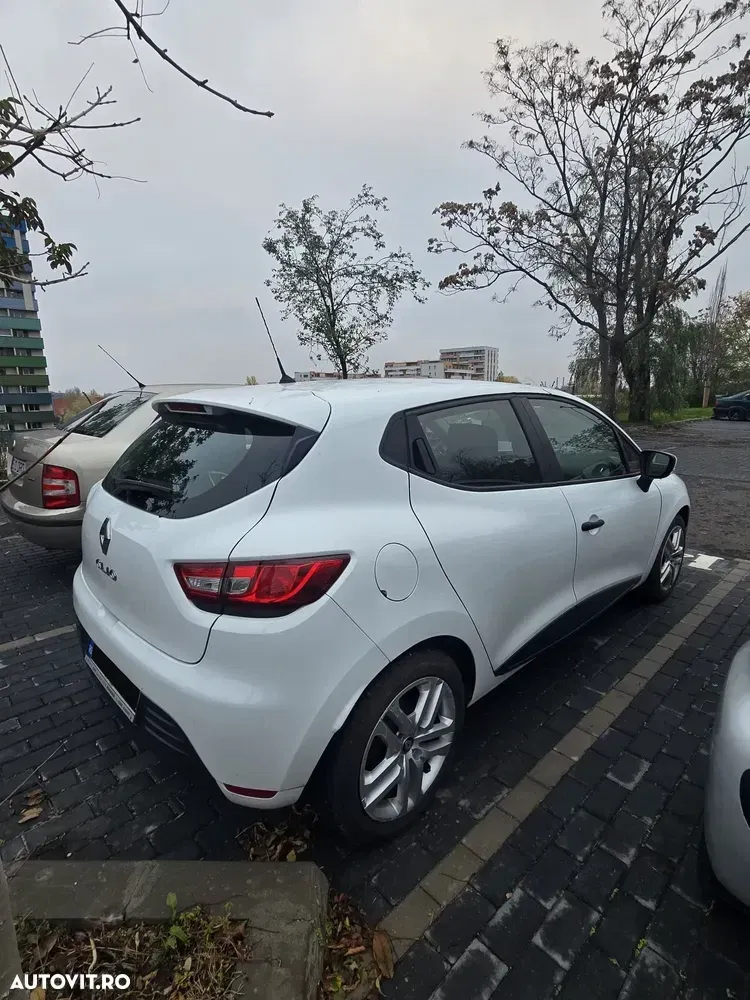 Renault Clio IV [2012 - 1.2 Life — imagine 2