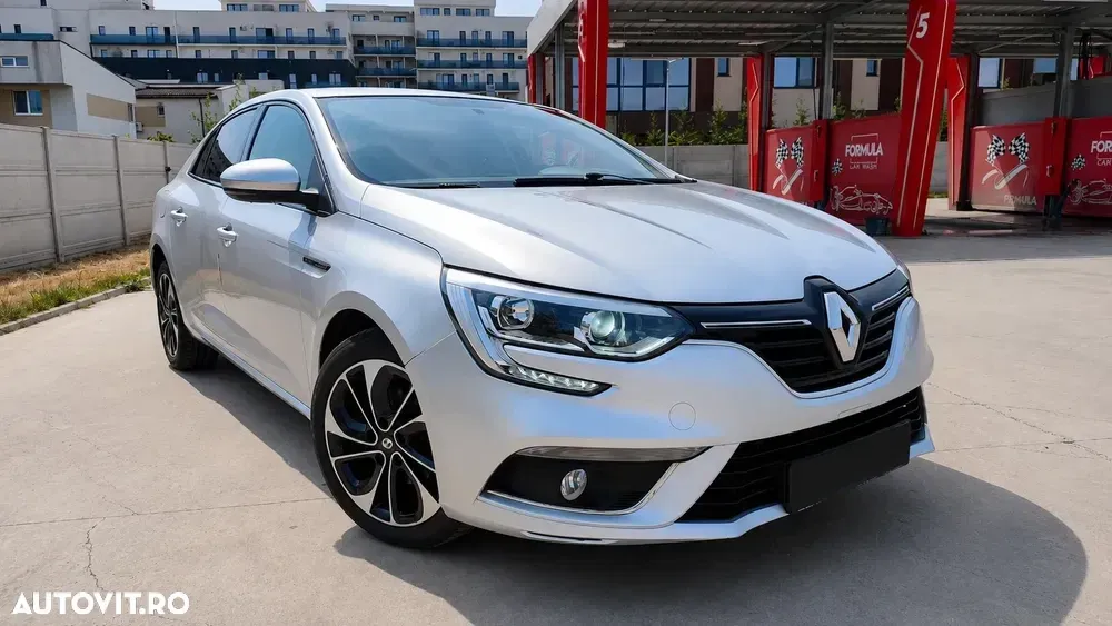 Renault Mégane IV TCE GPF Life — imagine 4