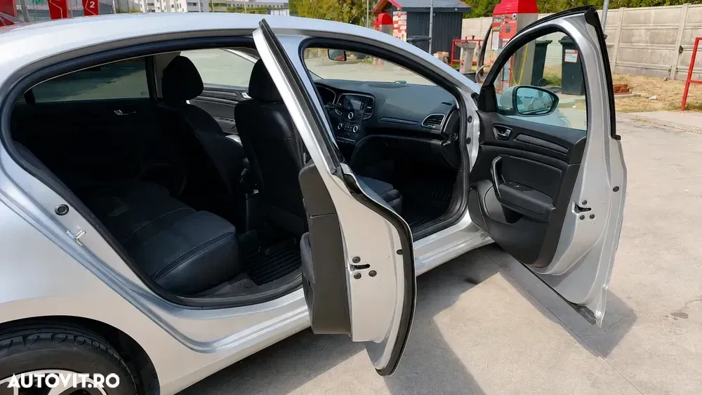 Renault Mégane IV TCE GPF Life — imagine 6