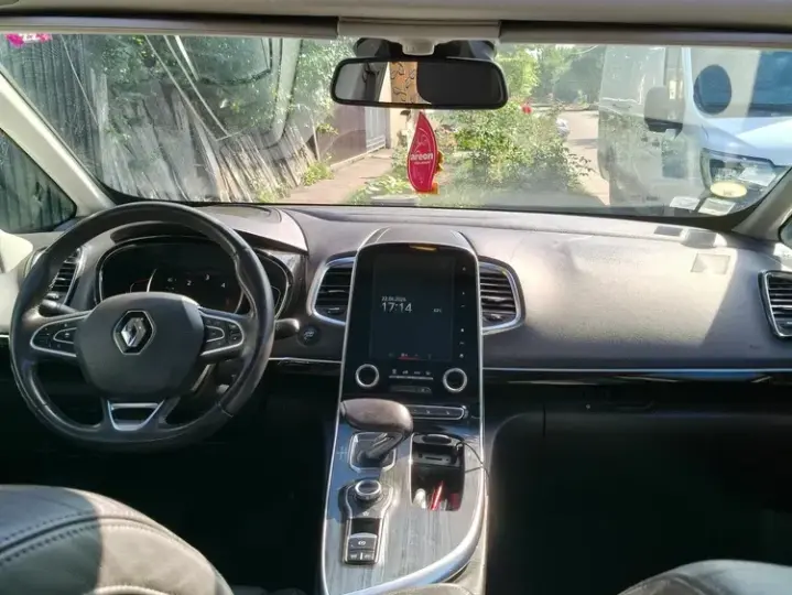 Renault 5