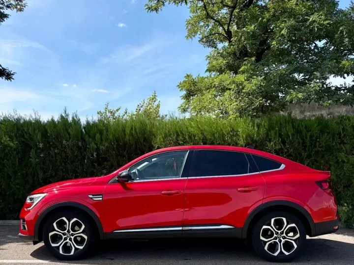 Renault Arkana E-TECH Intens