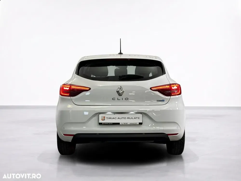 Renault Clio — imagine 4