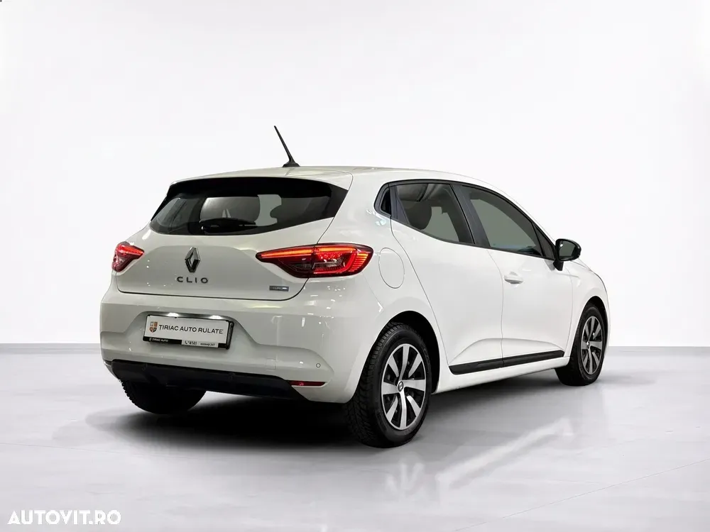 Renault Clio — imagine 5