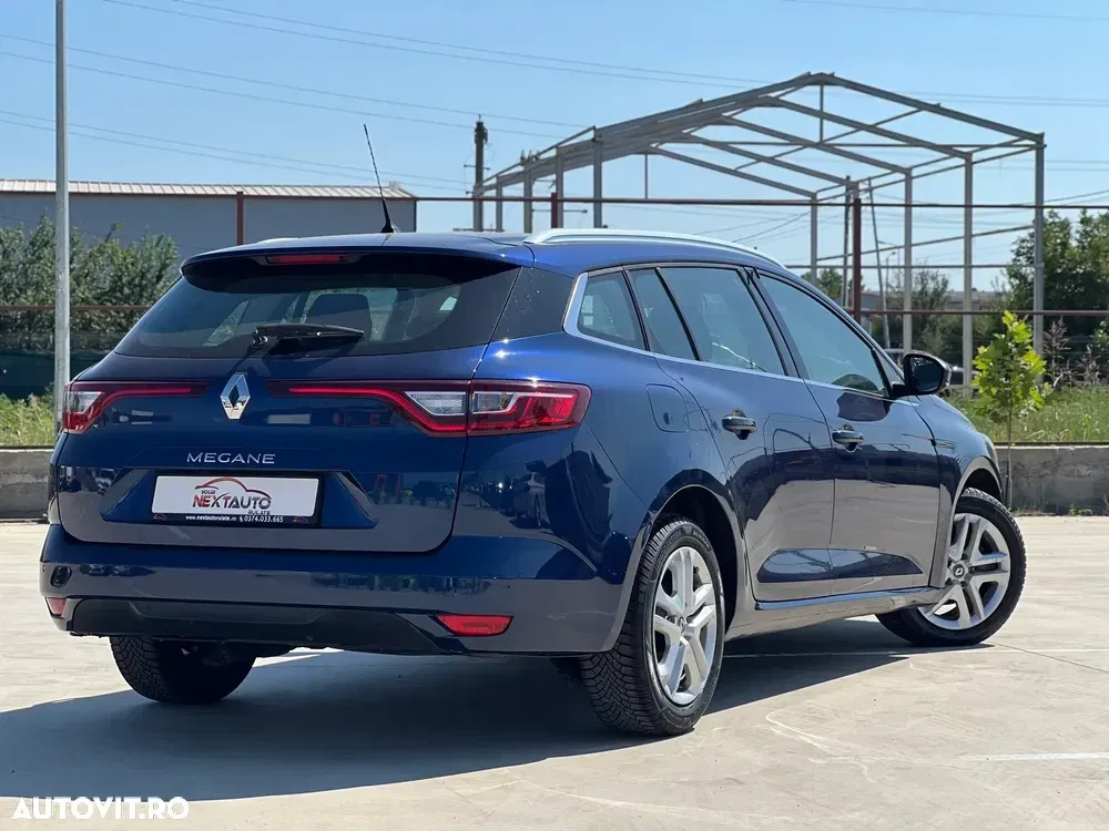 Renault Mégane IV BLUE dCi 115 EDC BUSINESS EDITION — imagine 3