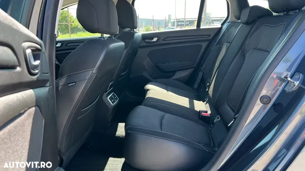 Renault Mégane IV BLUE dCi 115 EDC BUSINESS EDITION — imagine 6