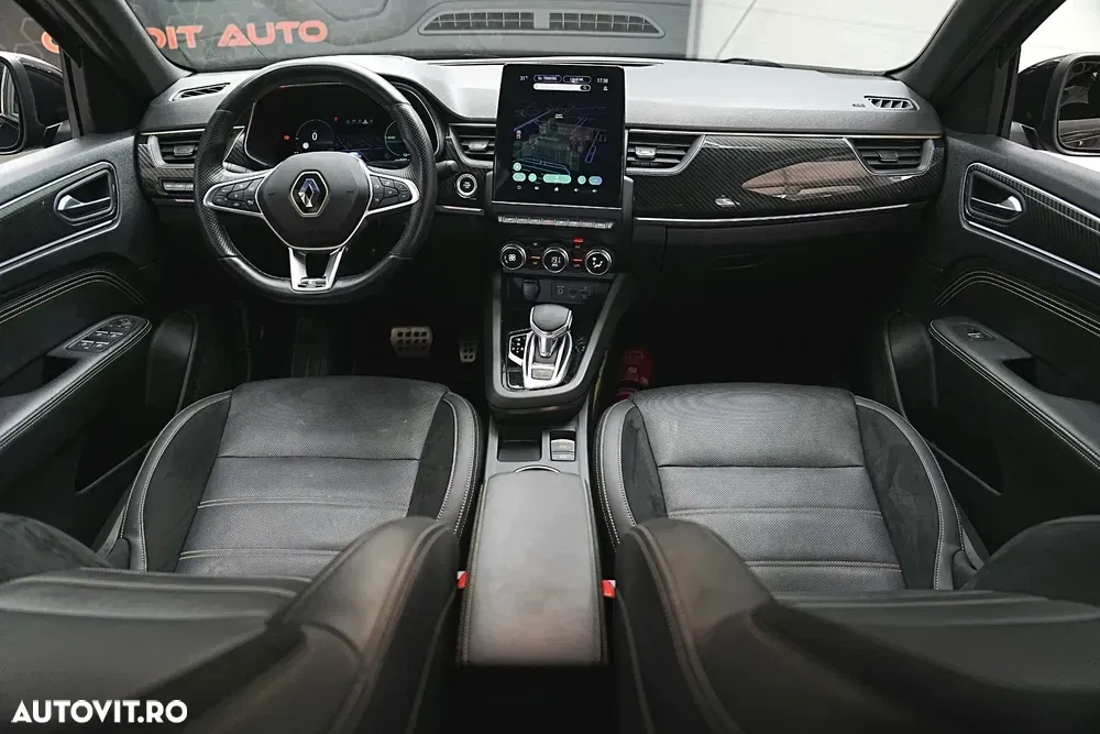 Renault Arkana E-TECH 145 E-Tech Engineered — imagine 3