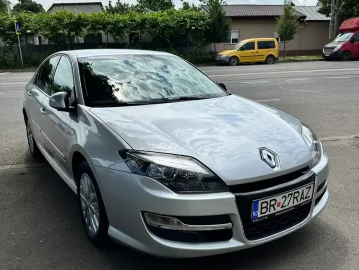 Renault Laguna III dCi 110 FAP Limited