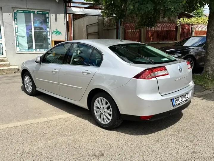 Renault Laguna III dCi 110 FAP Limited