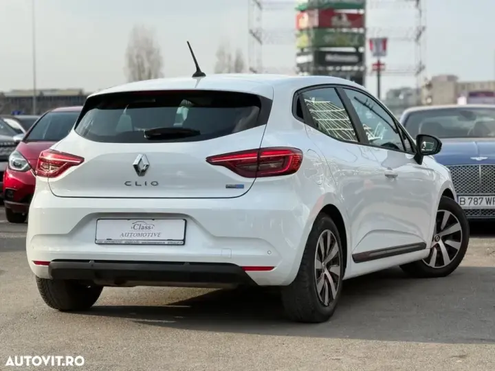 Renault Clio V full hybrid 145 Techno