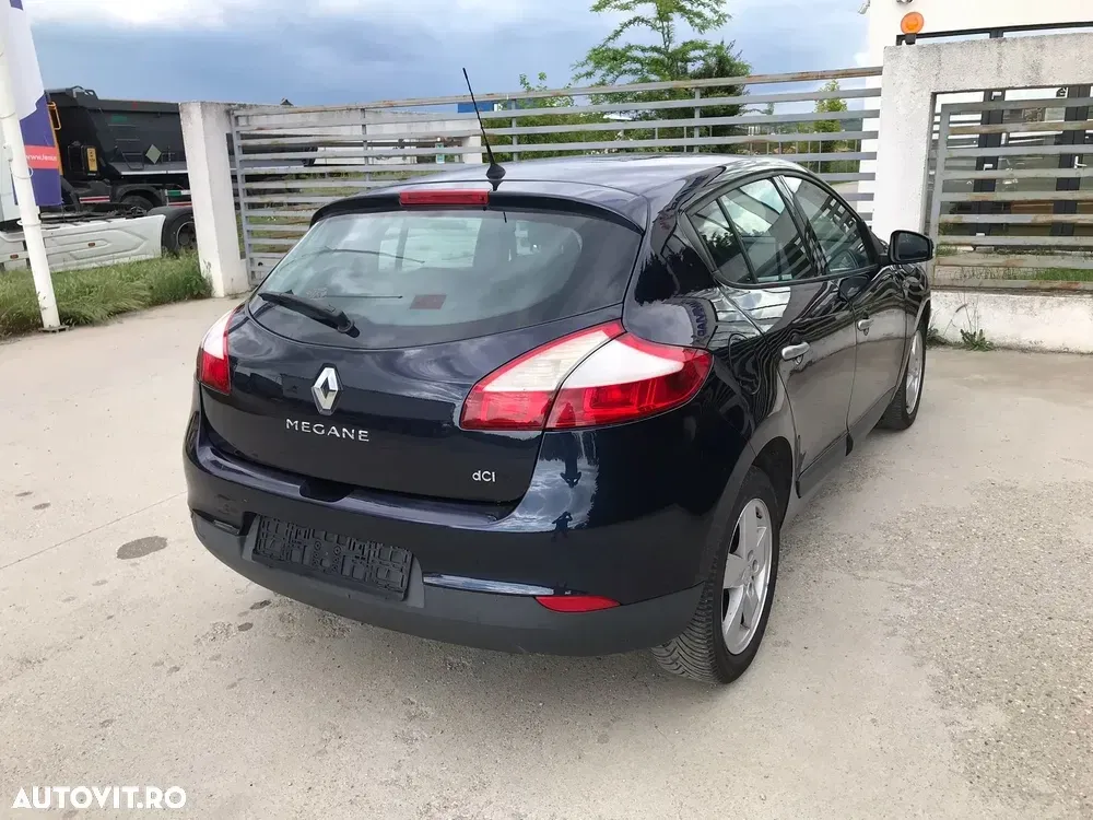 Renault Mégane III 1.5 dCI Color Edition — imagine 3